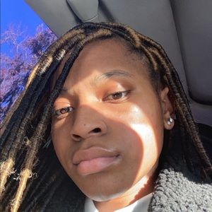 Meet your Posher, Aminah